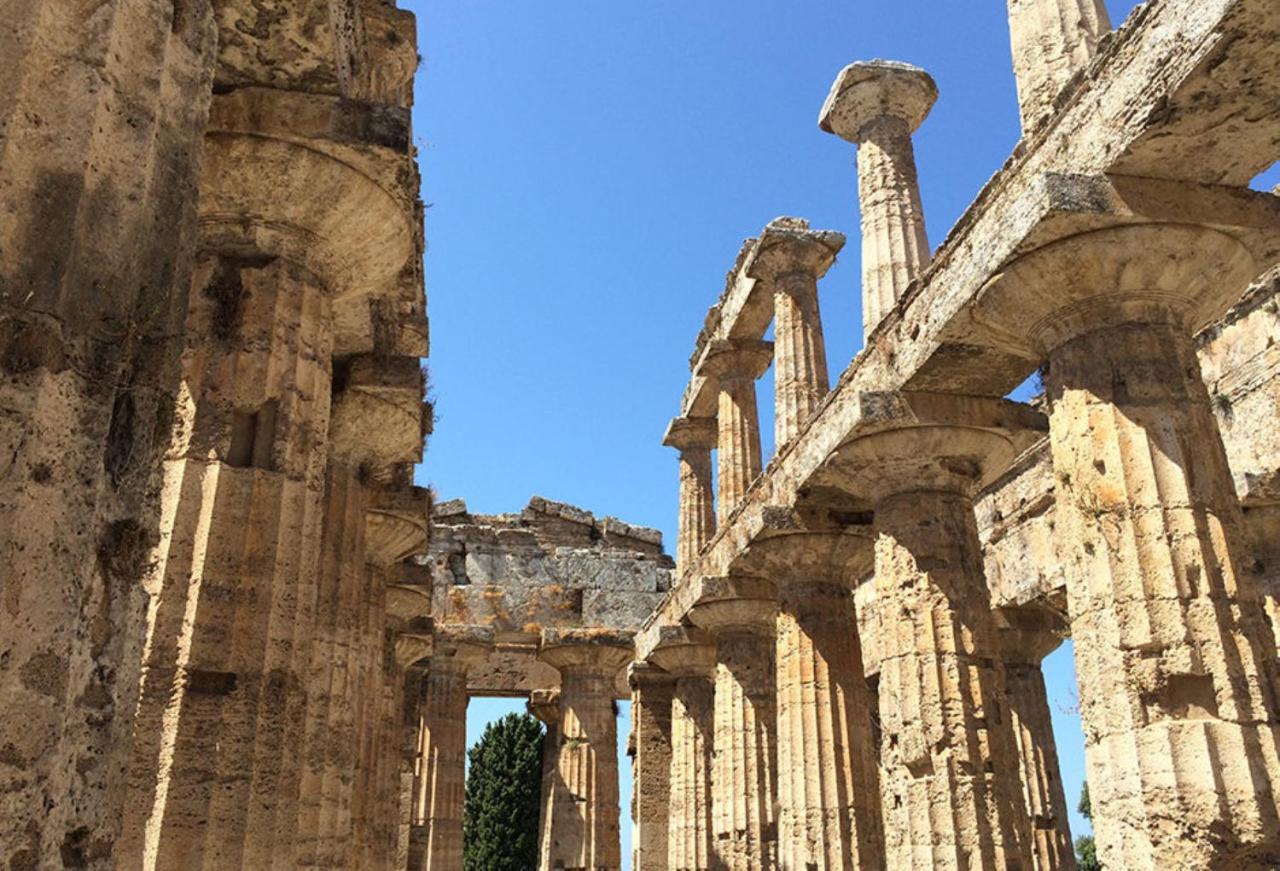 فندق ميك بيستوم بييسْتوم المظهر الخارجي الصورة The temple of Apollo