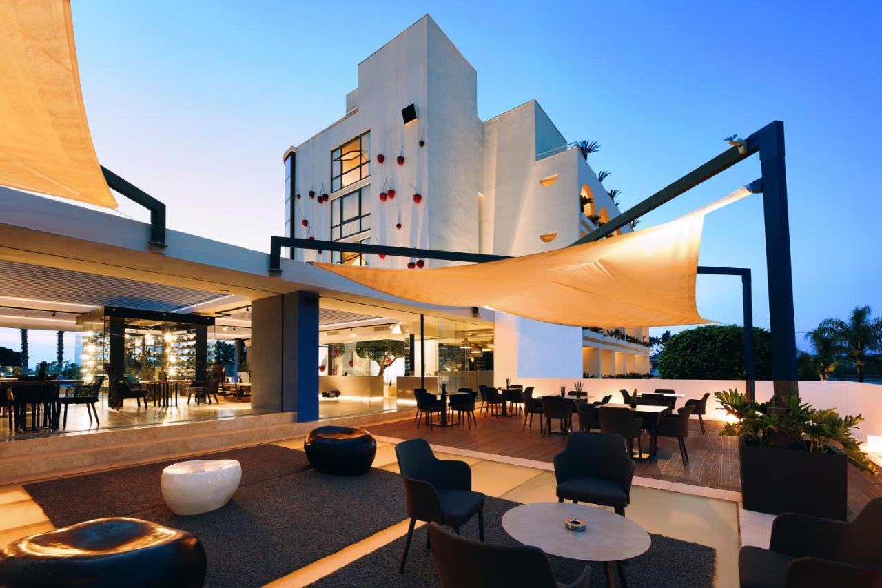 فندق ميك بيستوم بييسْتوم المظهر الخارجي الصورة The Sky Bar