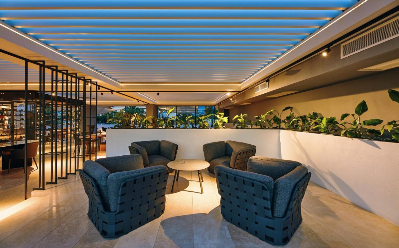 فندق ميك بيستوم بييسْتوم المظهر الخارجي الصورة The lounge at the airport