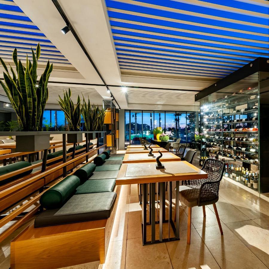 فندق ميك بيستوم بييسْتوم المظهر الخارجي الصورة The interior of the restaurant
